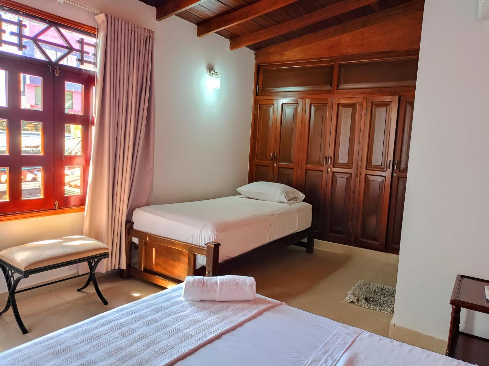 Hotel La Palma Centro Historico Santa Marta  Bagian luar foto