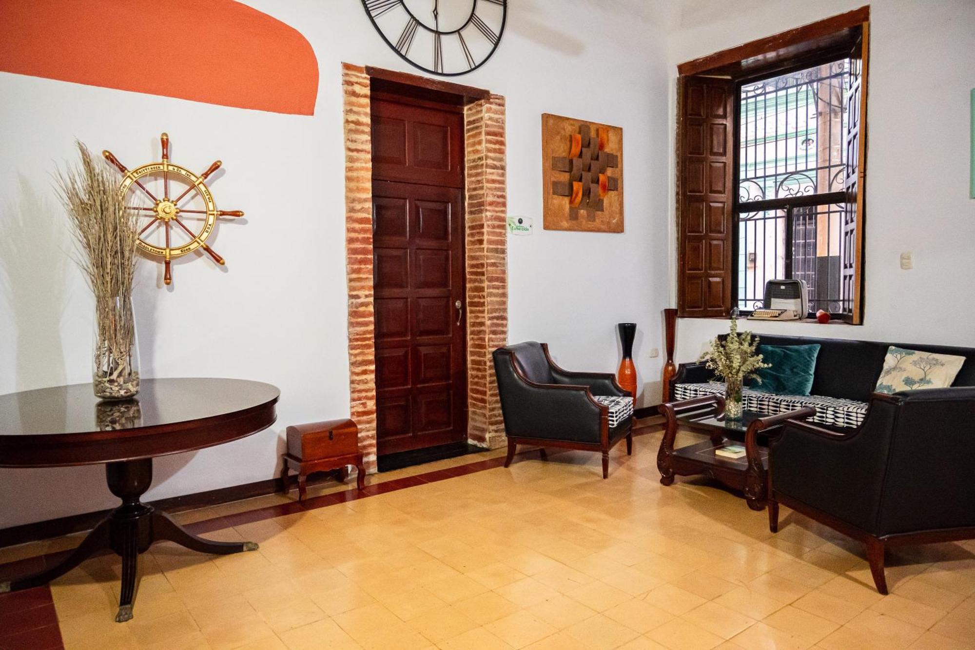 Hotel La Palma Centro Historico Santa Marta  Bagian luar foto